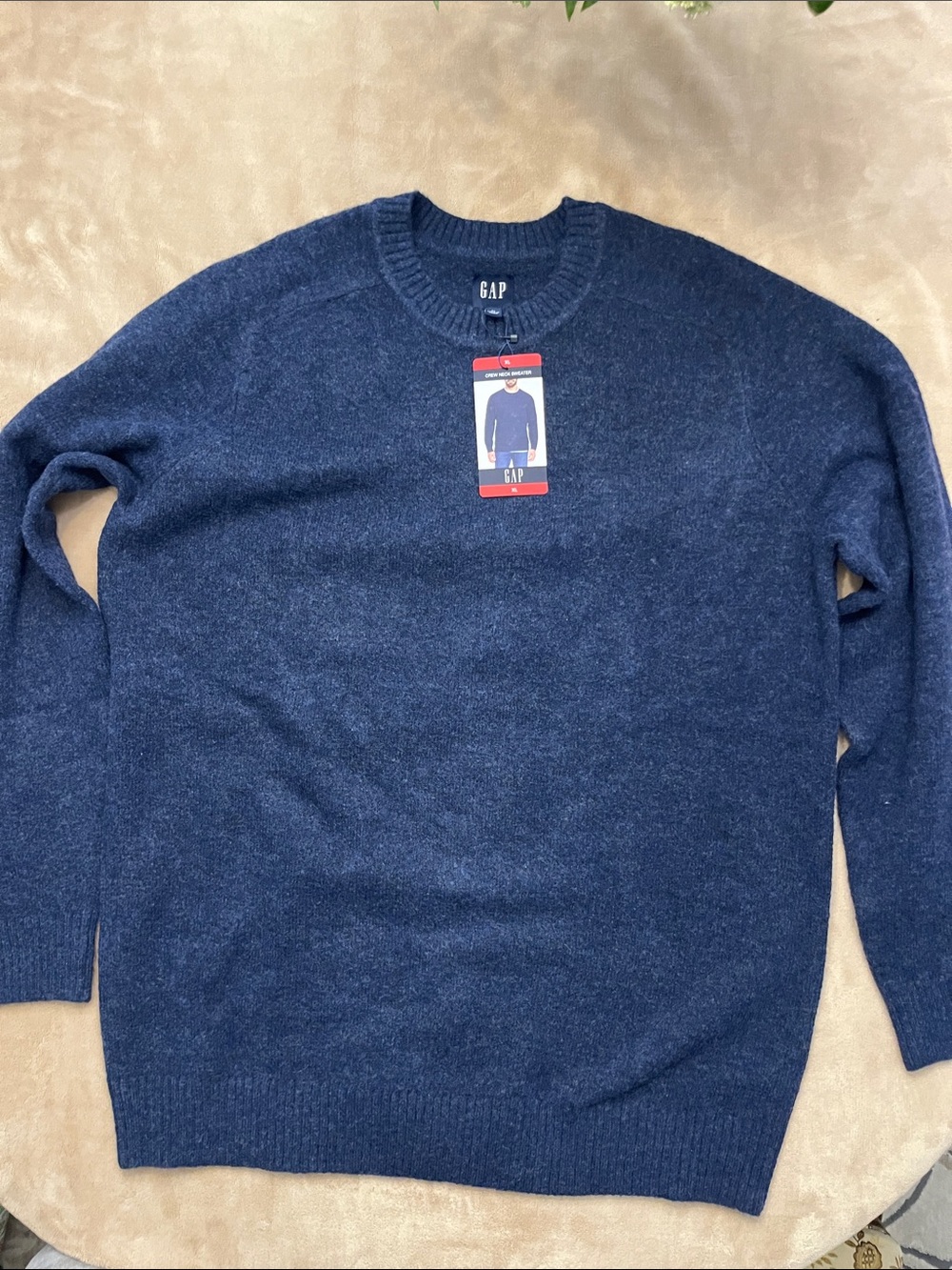 GAP Men’s Crewneck Sweater in Navy